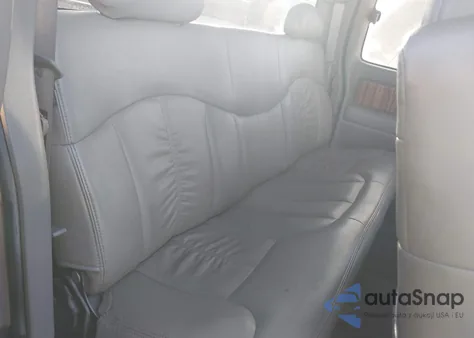 2000 Chevrolet Silverado 1500 Lt from USA, damaged, VIN 2GCEC19T8Y1400839